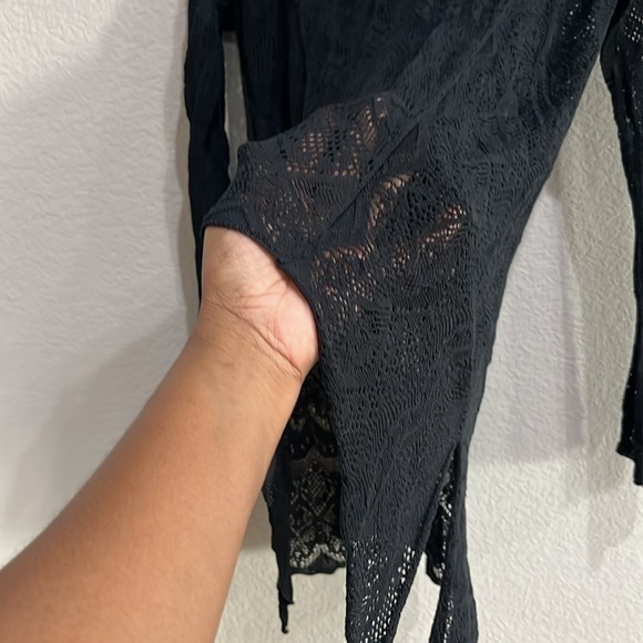 Umgee USA Lace Cowl Neck High-Low Hem Tunic Sweater Black  Size Small - Picture 8 of 12